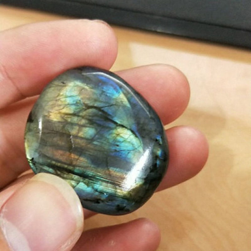 Natural Crystal Moonstone Raw  - đánh giá và giá Aquarium Fish To Buy